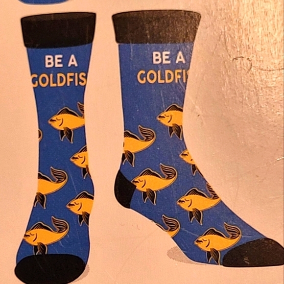 Ted Lasso Men's Casual Crew Socks, 6-Pack - Picture 9 of 11